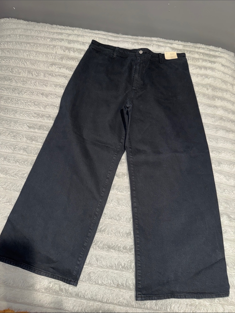 Universal Thread Women’s Wide-Leg Black Jeans